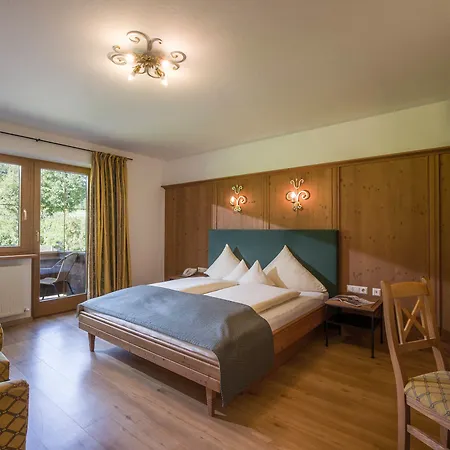 Hotel Haflingerhof 3*